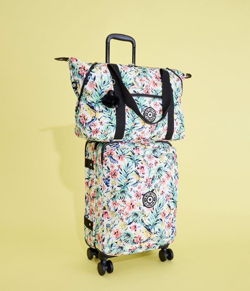 How to Choose Rolling Luggage for Your Next Adventure