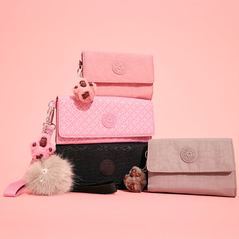 Wristlet Wallets: The Ultimate Guide