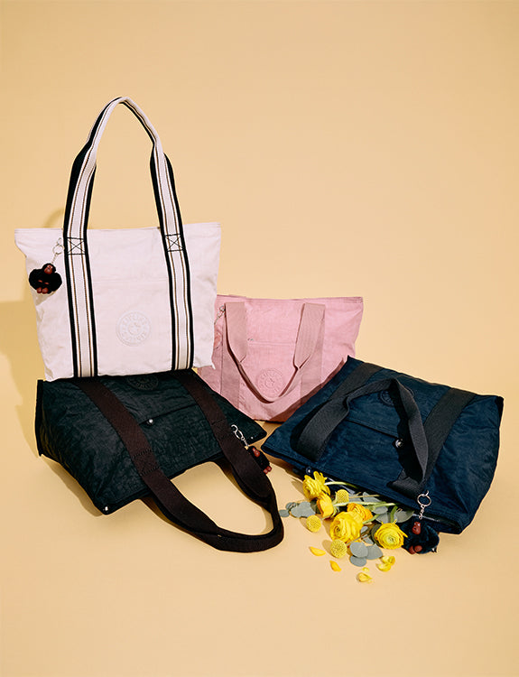 Clutter Free: How to Pack a Tote Bag